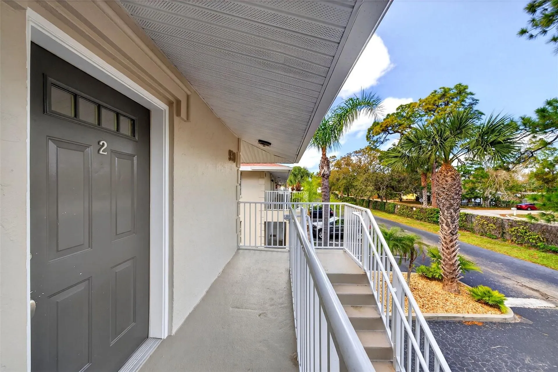 930 La Costa Circle Sarasota FL 34237