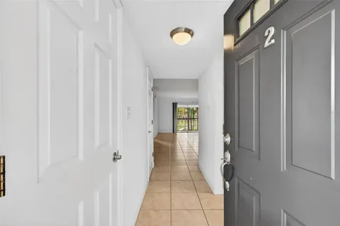 930 La Costa Circle Sarasota FL 34237