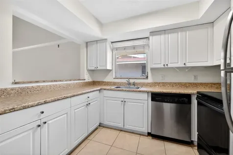 930 La Costa Circle Sarasota FL 34237