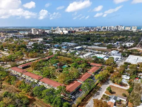 930 La Costa Circle Sarasota FL 34237