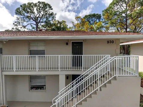 930 La Costa Circle Sarasota FL 34237