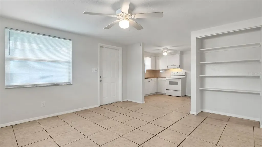5526 59th Way N St Petersburg FL 33709