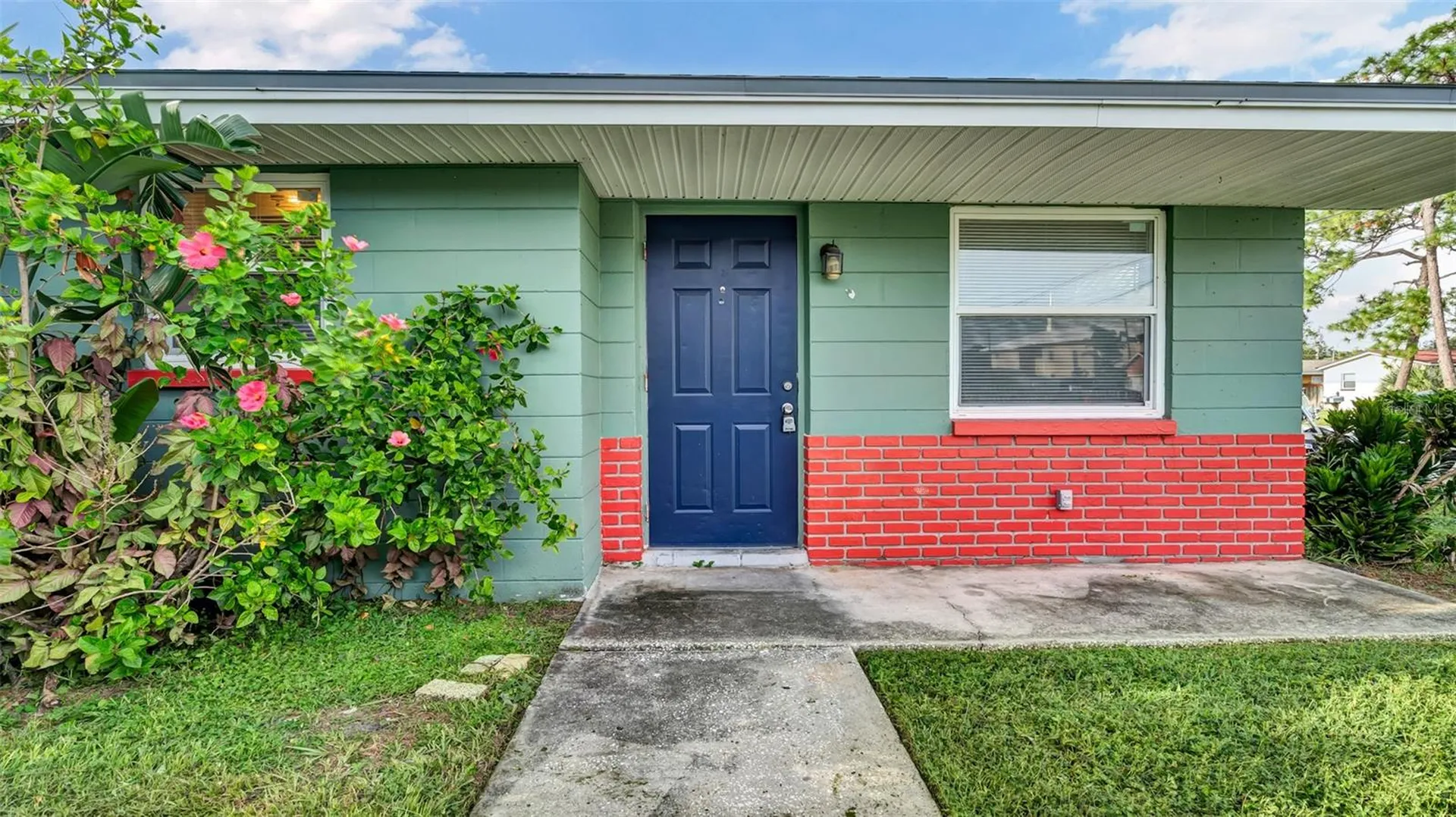 5526 59th Way N St Petersburg FL 33709