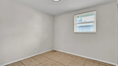 5526 59th Way N St Petersburg FL 33709