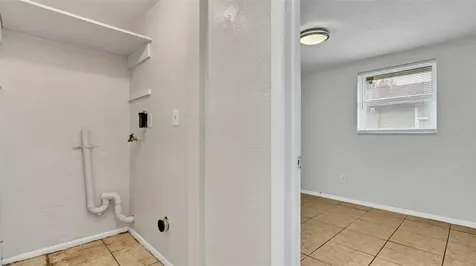 5526 59th Way N St Petersburg FL 33709