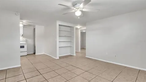 5526 59th Way N St Petersburg FL 33709