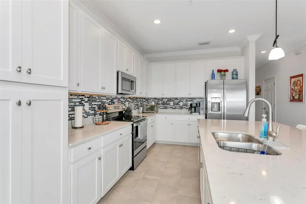 18028 Gawthrop Drive Bradenton FL 34211