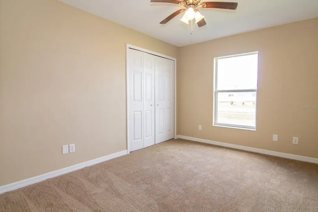 402 Bridgewater Court Kissimmee FL 34758