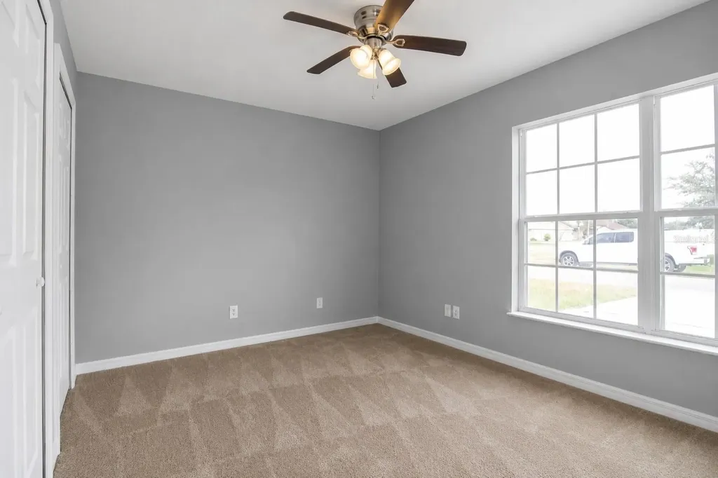 402 Bridgewater Court Kissimmee FL 34758