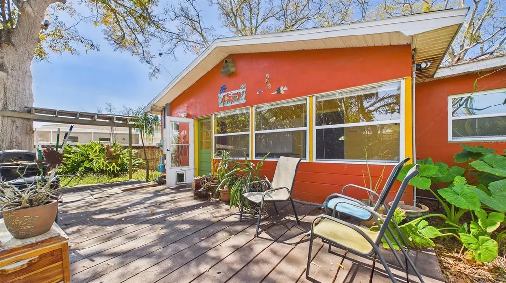 2706 46th Street S Gulfport FL 33711