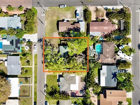 2706 46th Street S Gulfport FL 33711