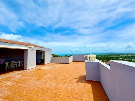 PH-7 La Costa Apts Fajardo PR 00738