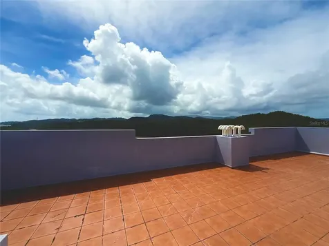 PH-7 La Costa Apts Fajardo PR 00738
