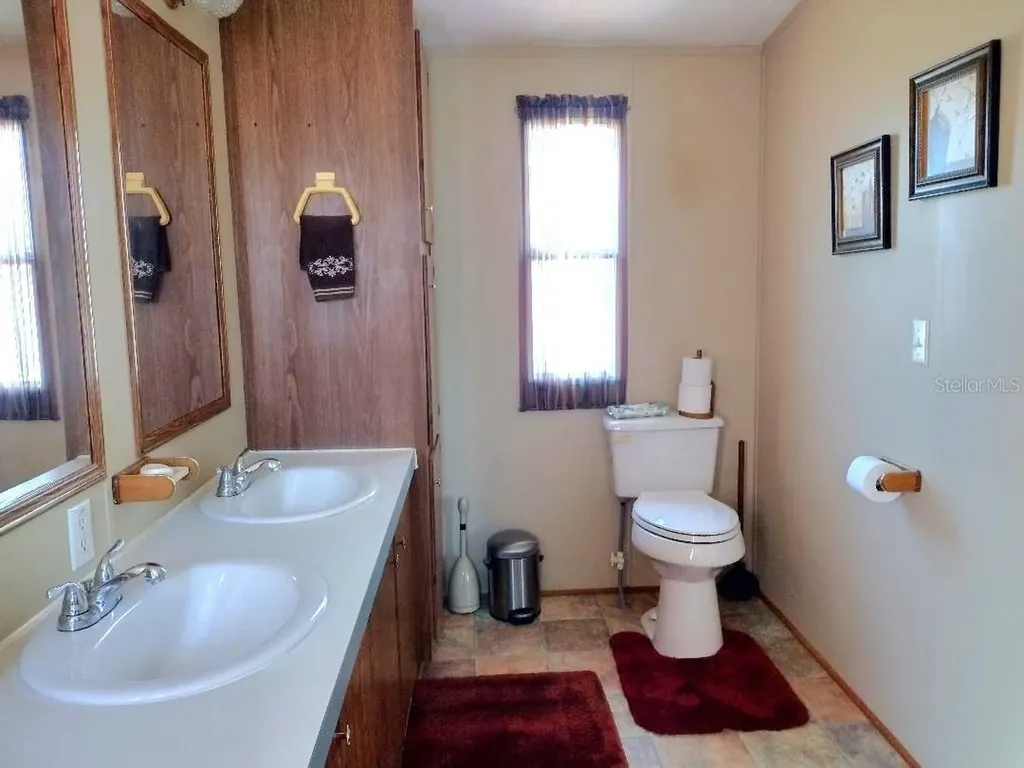 15 Matt Court Bunnell FL 32110