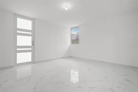 18 Urb Fair View San Juan PR 00926