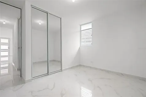 18 Urb Fair View San Juan PR 00926