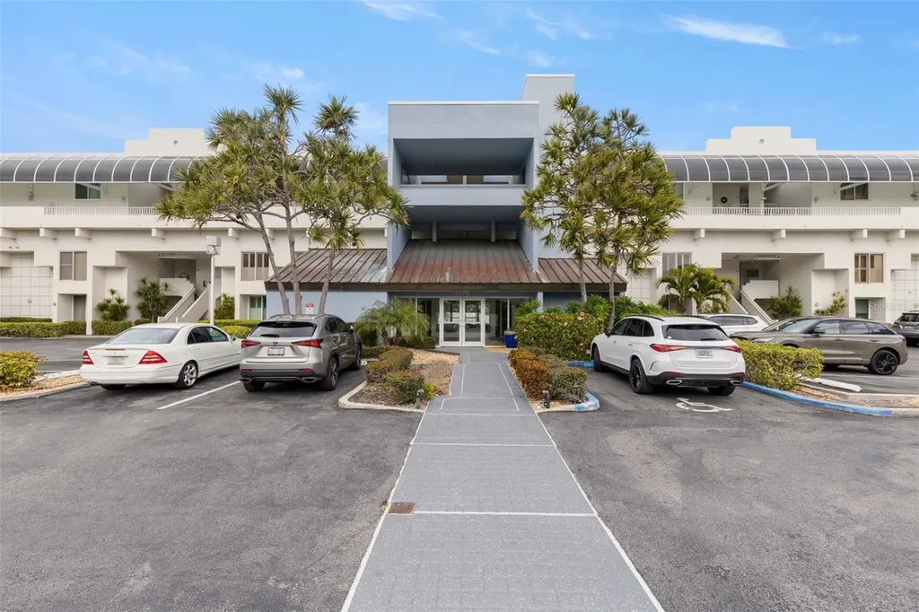5279 Isla Key Boulevard S St Petersburg FL 33715