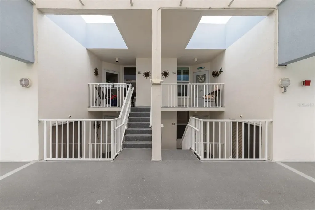 5279 Isla Key Boulevard S St Petersburg FL 33715