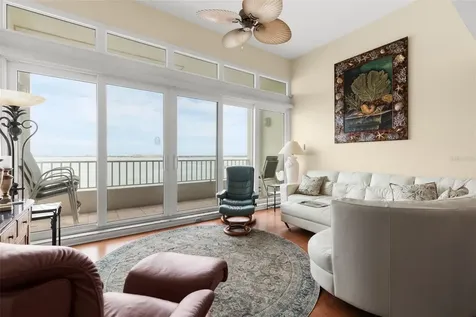 5279 Isla Key Boulevard S St Petersburg FL 33715