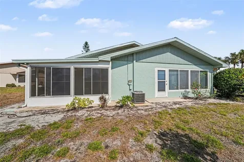 401 Finchley Court Sun City Center FL 33573