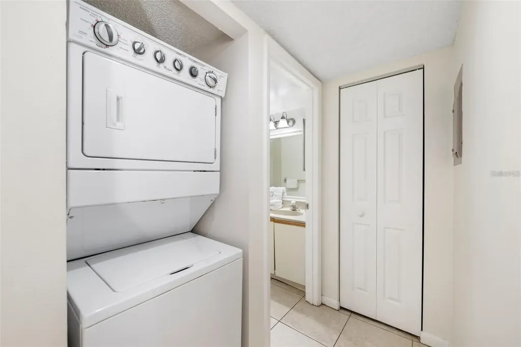 4450 47th Avenue W Bradenton FL 34210