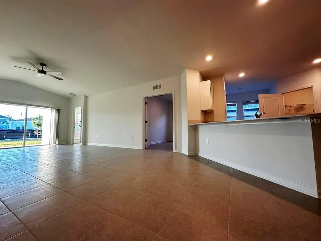 339 Puma Loop Groveland FL 34736