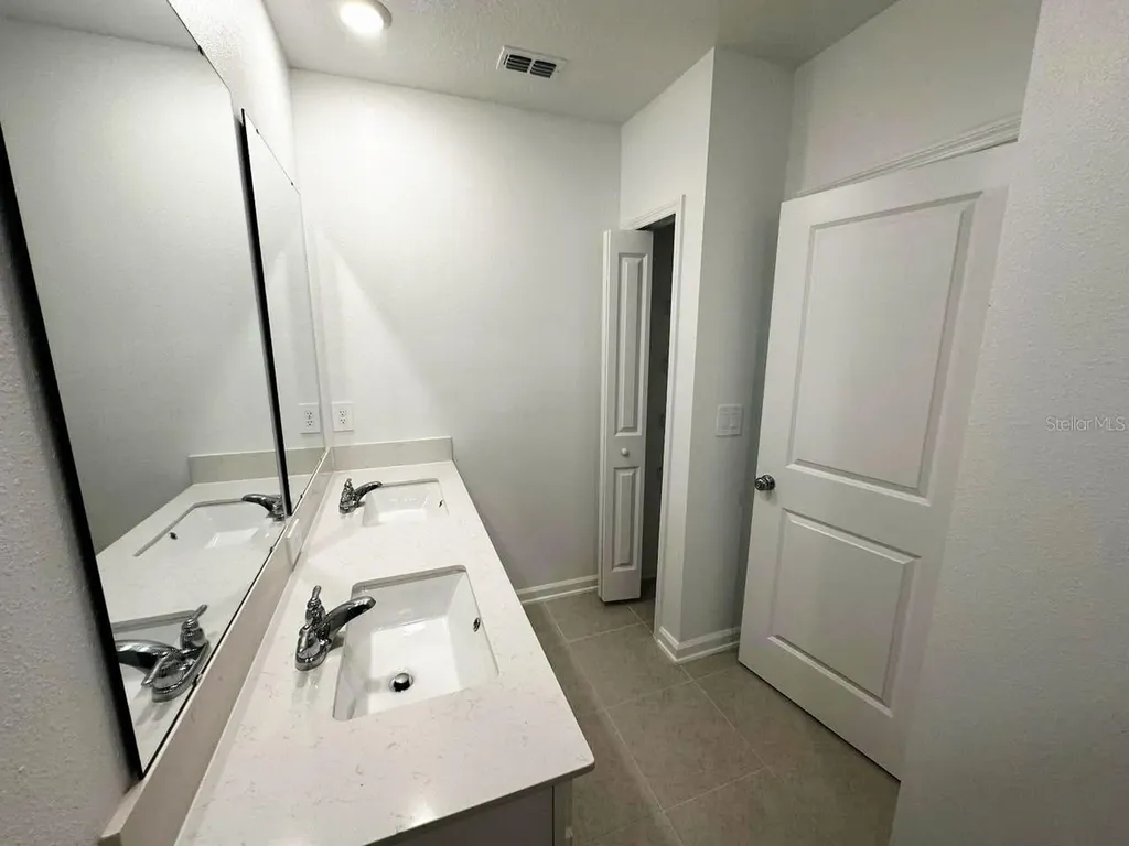 339 Puma Loop Groveland FL 34736