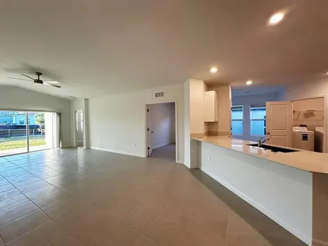 339 Puma Loop Groveland FL 34736