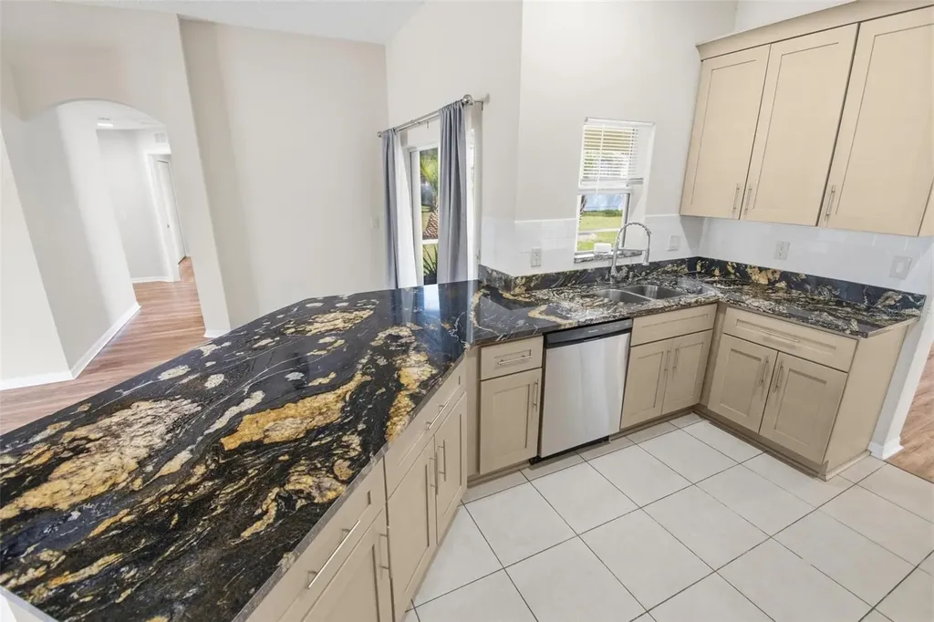 33 Phoenix Lane Palm Coast FL 32164