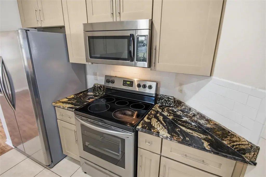 33 Phoenix Lane Palm Coast FL 32164