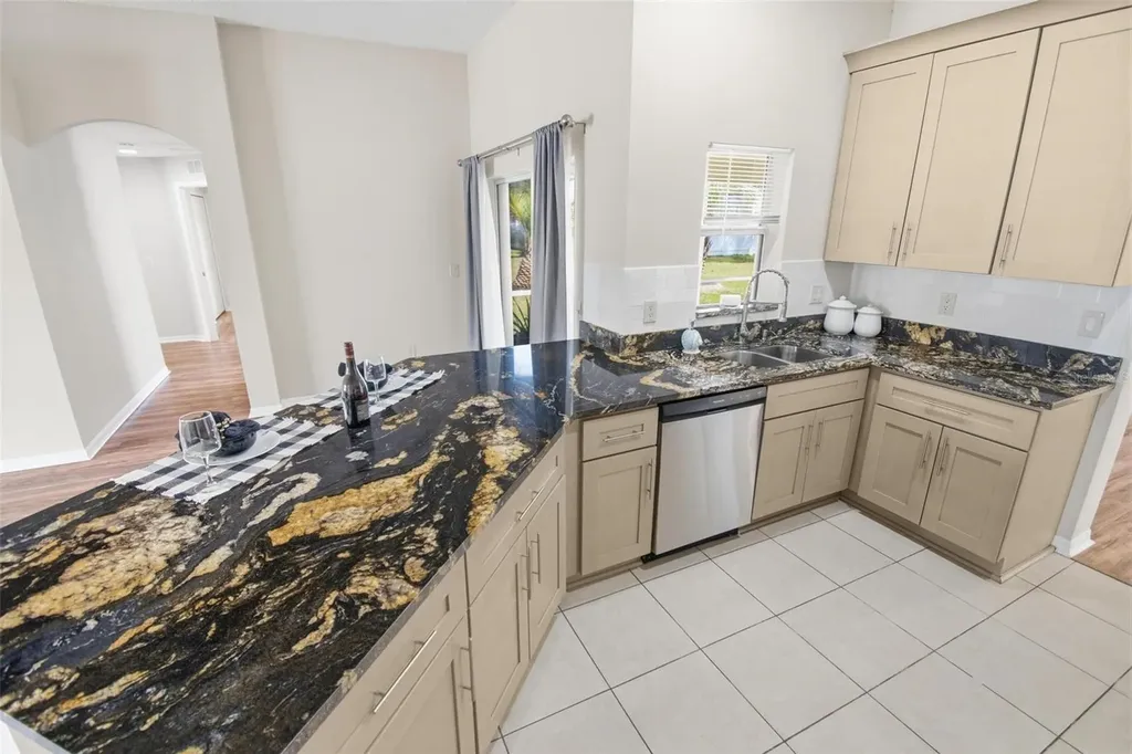 33 Phoenix Lane Palm Coast FL 32164