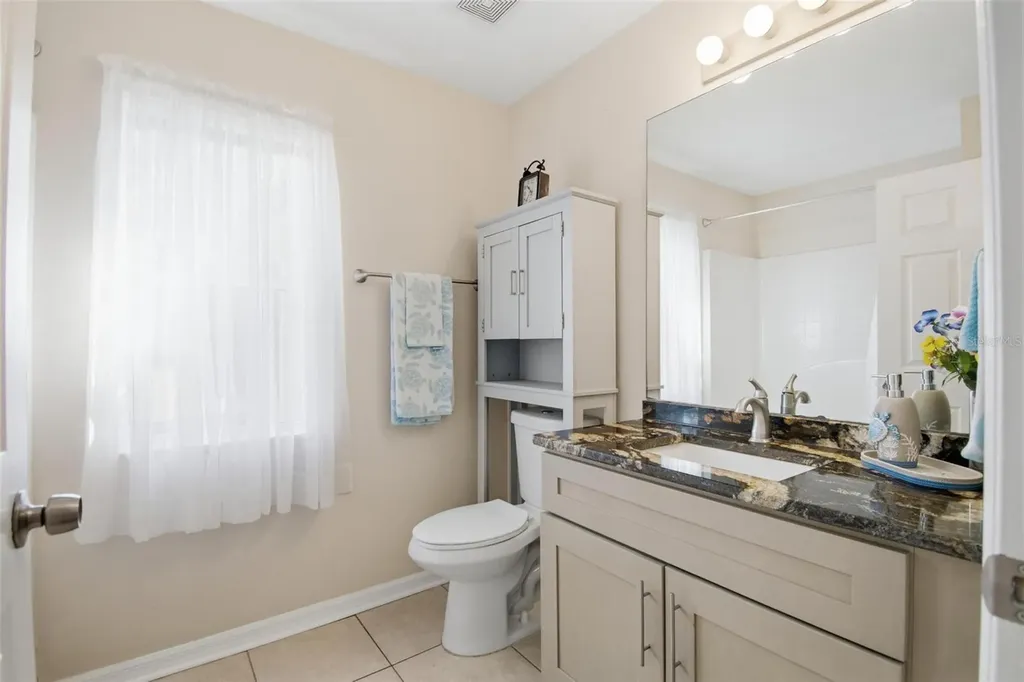 33 Phoenix Lane Palm Coast FL 32164