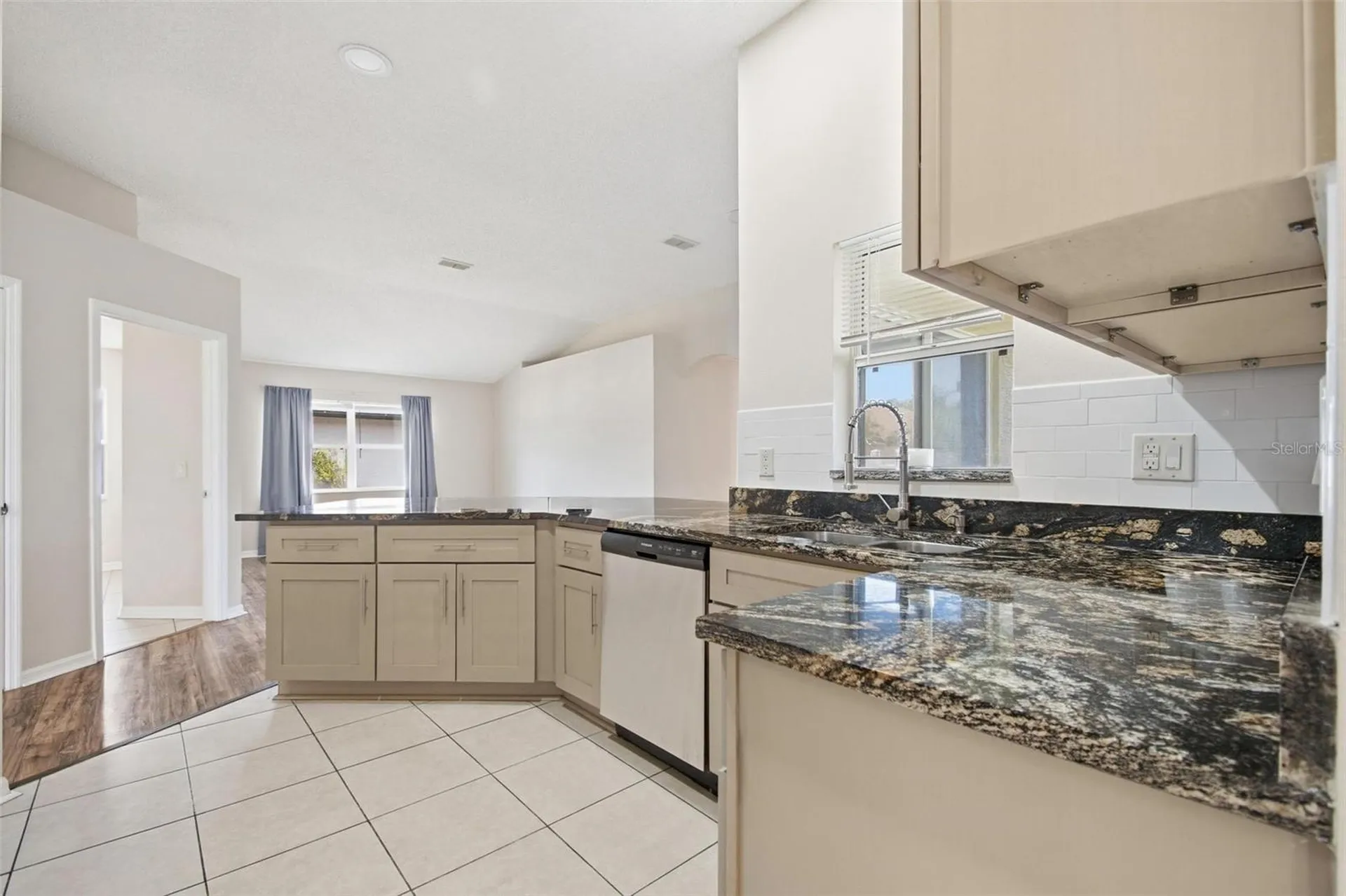 33 Phoenix Lane Palm Coast FL 32164