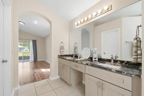33 Phoenix Lane Palm Coast FL 32164