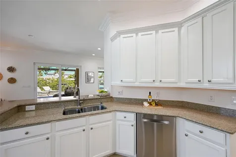 3615 5th Avenue NE Bradenton FL 34208