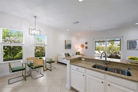 3615 5th Avenue NE Bradenton FL 34208