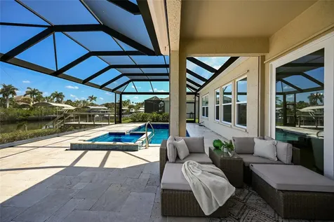 3615 5th Avenue NE Bradenton FL 34208
