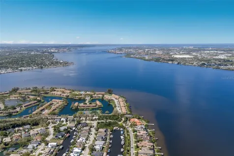 3615 5th Avenue NE Bradenton FL 34208