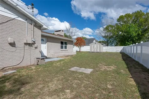 910 Druid Place Tavares FL 32778