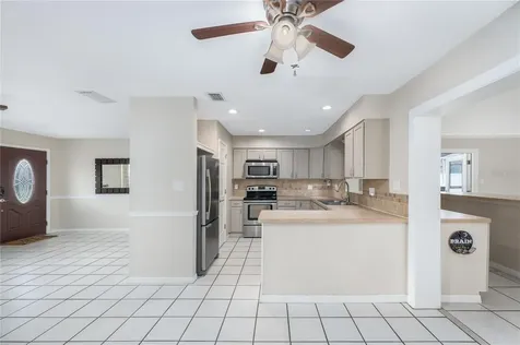 910 Druid Place Tavares FL 32778