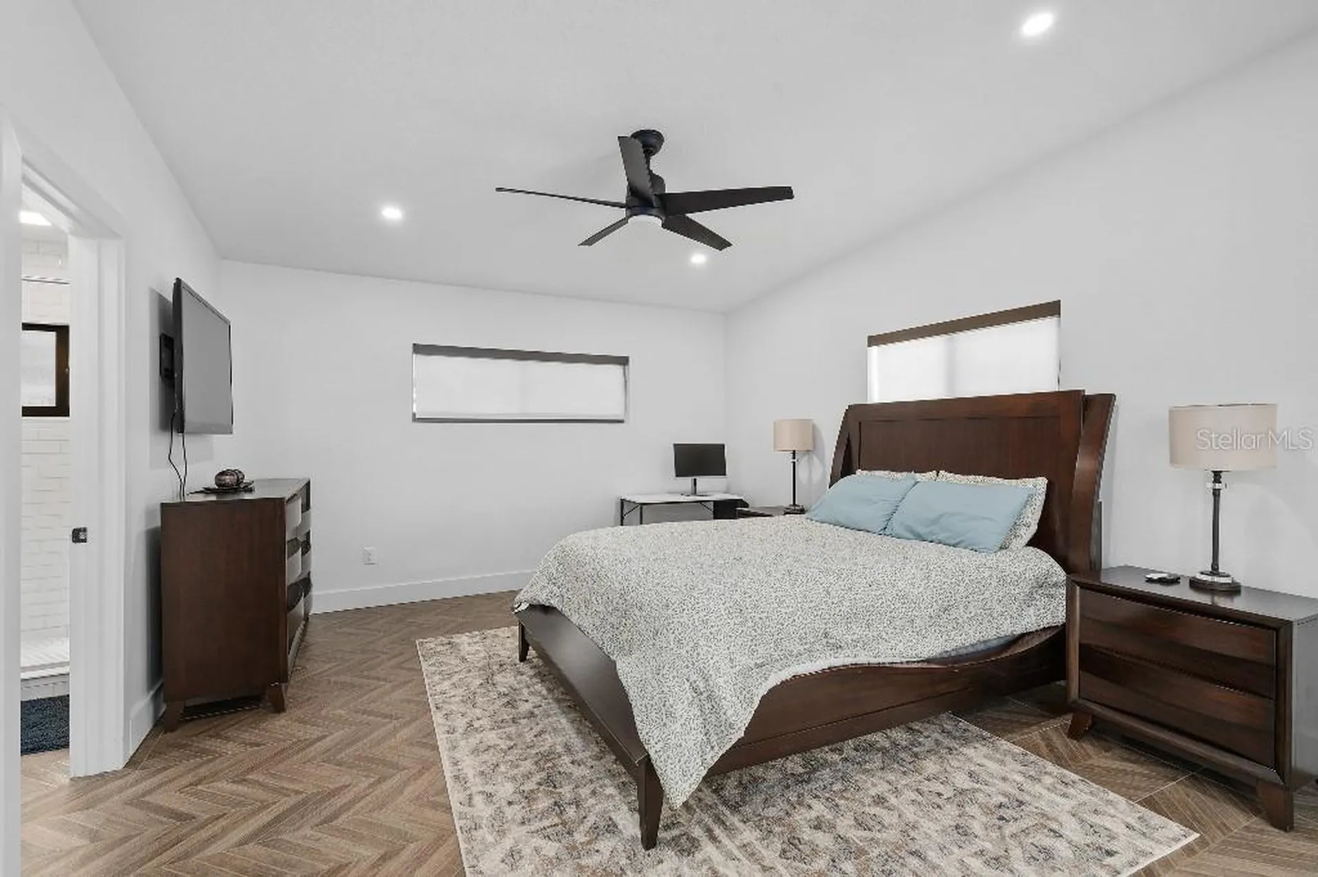 3715 Neptune Drive Orlando FL 32804
