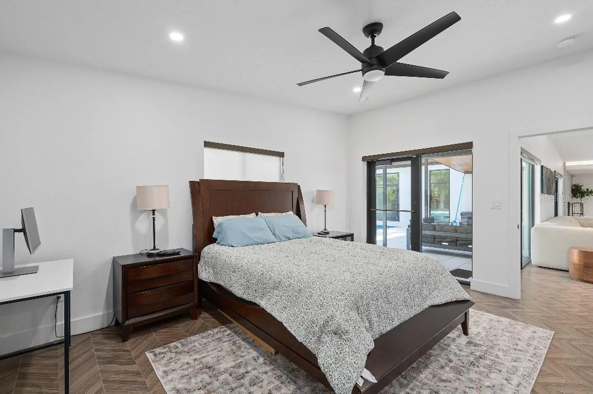 3715 Neptune Drive Orlando FL 32804