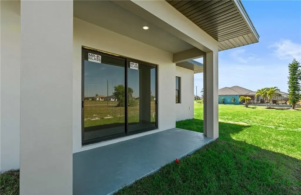 3927 NW 40th Terrace Cape Coral FL 33993