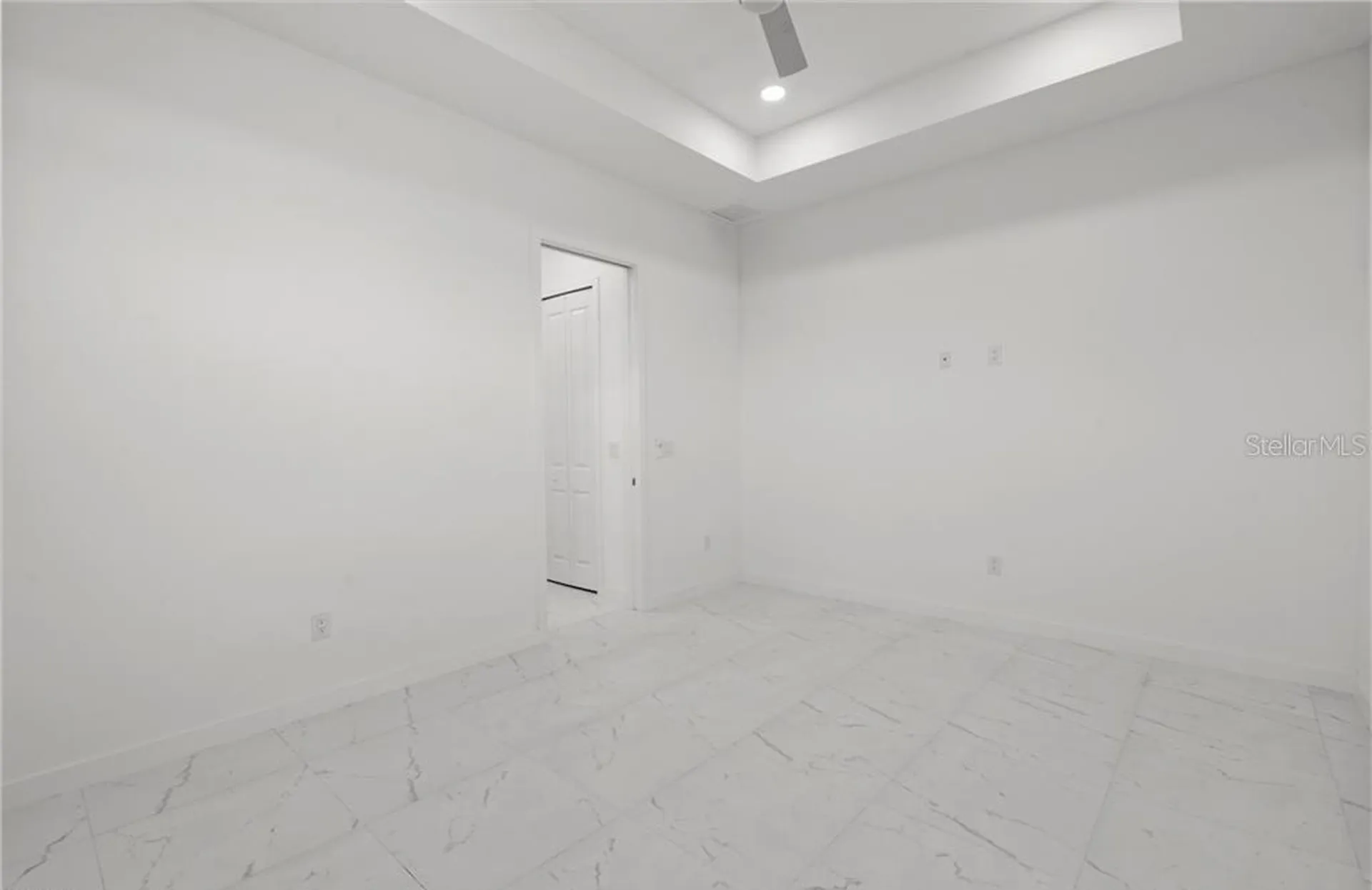 3927 NW 40th Terrace Cape Coral FL 33993