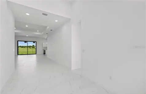 3927 NW 40th Terrace Cape Coral FL 33993