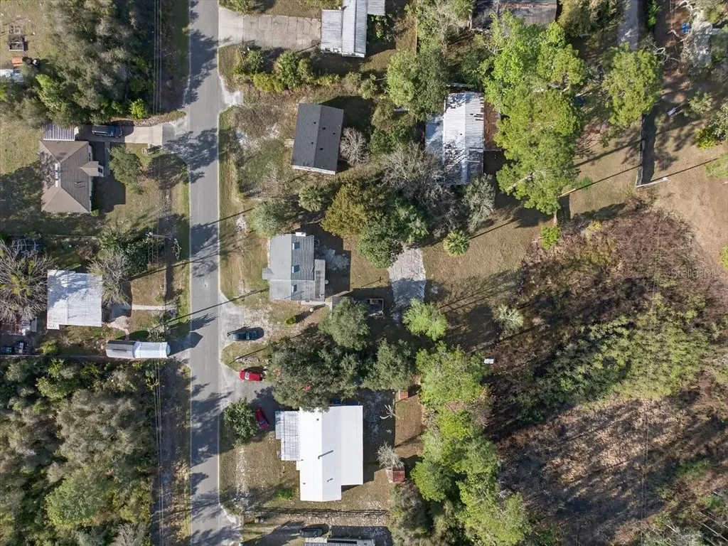 45806 Lake Street Paisley FL 32767