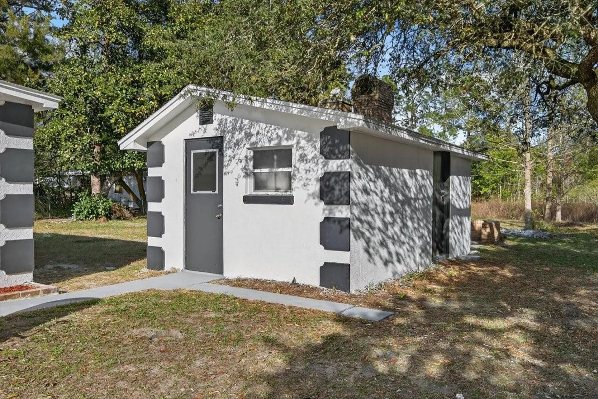 45806 Lake Street Paisley FL 32767