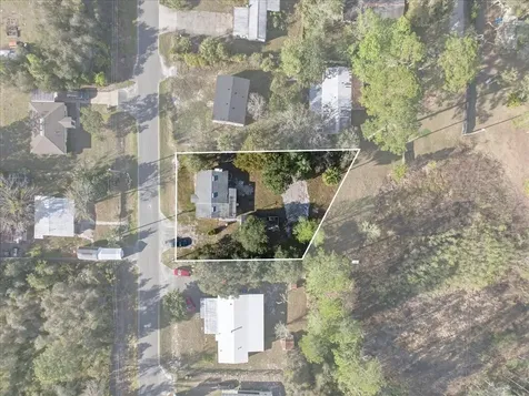 45806 Lake Street Paisley FL 32767