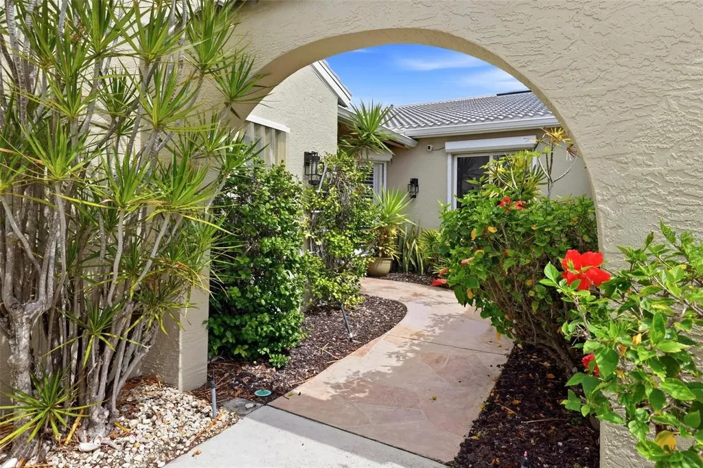 2521 W Marion Avenue Punta Gorda FL 33950