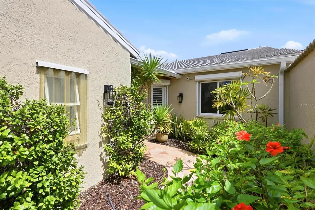 2521 W Marion Avenue Punta Gorda FL 33950